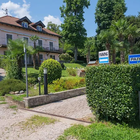 Anna Isole Borromee Apartment