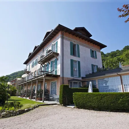 Anna Isole Borromee *